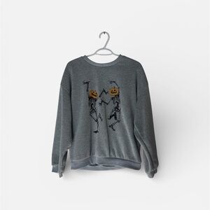 SHEIN Gray Graphic Pumpkin Skeleton Crewneck Sweatshirt